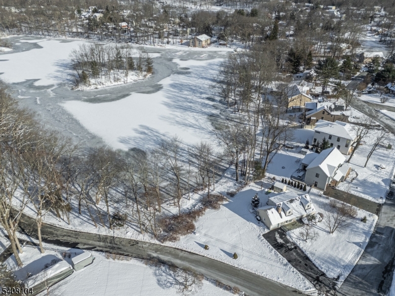 30 Edgewater Drive Denville, NJ 07834 - Photo 3 of 47