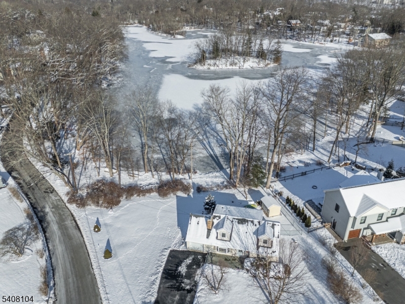 30 Edgewater Drive Denville, NJ 07834 - Photo 8 of 47