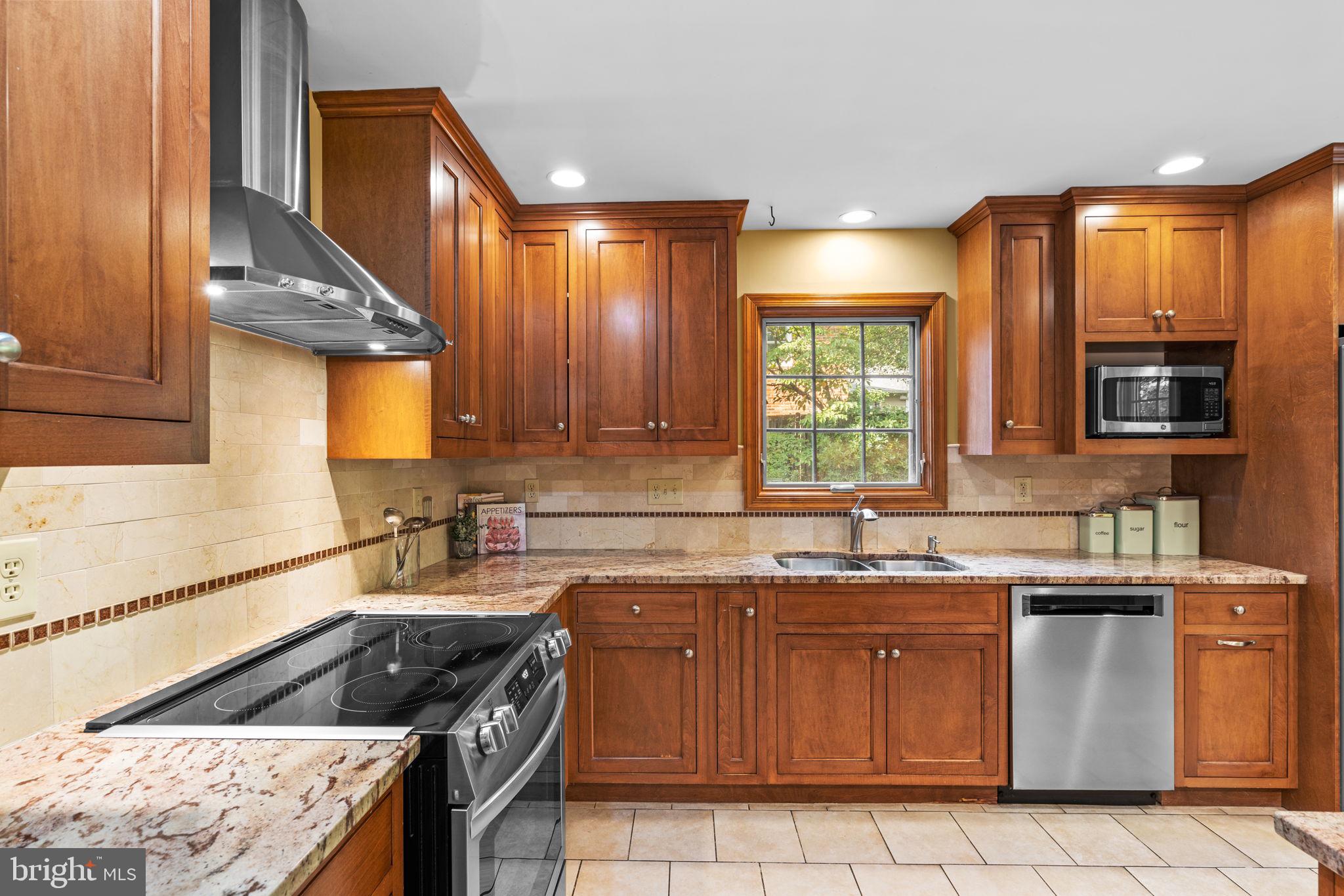 2419 Barbour Road Falls Church, VA 22043 - Photo 10 of 46 Updated kitchen