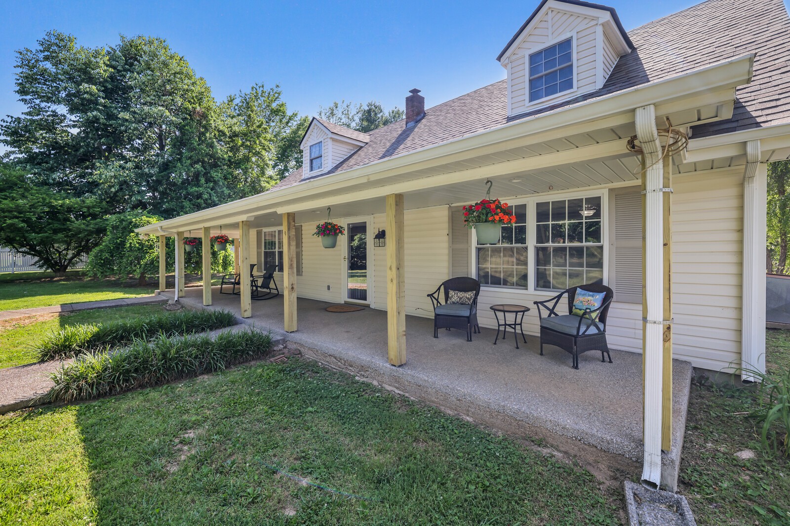 1138 Shahan Road Pleasant View, TN 37146 - Photo 2 of 70