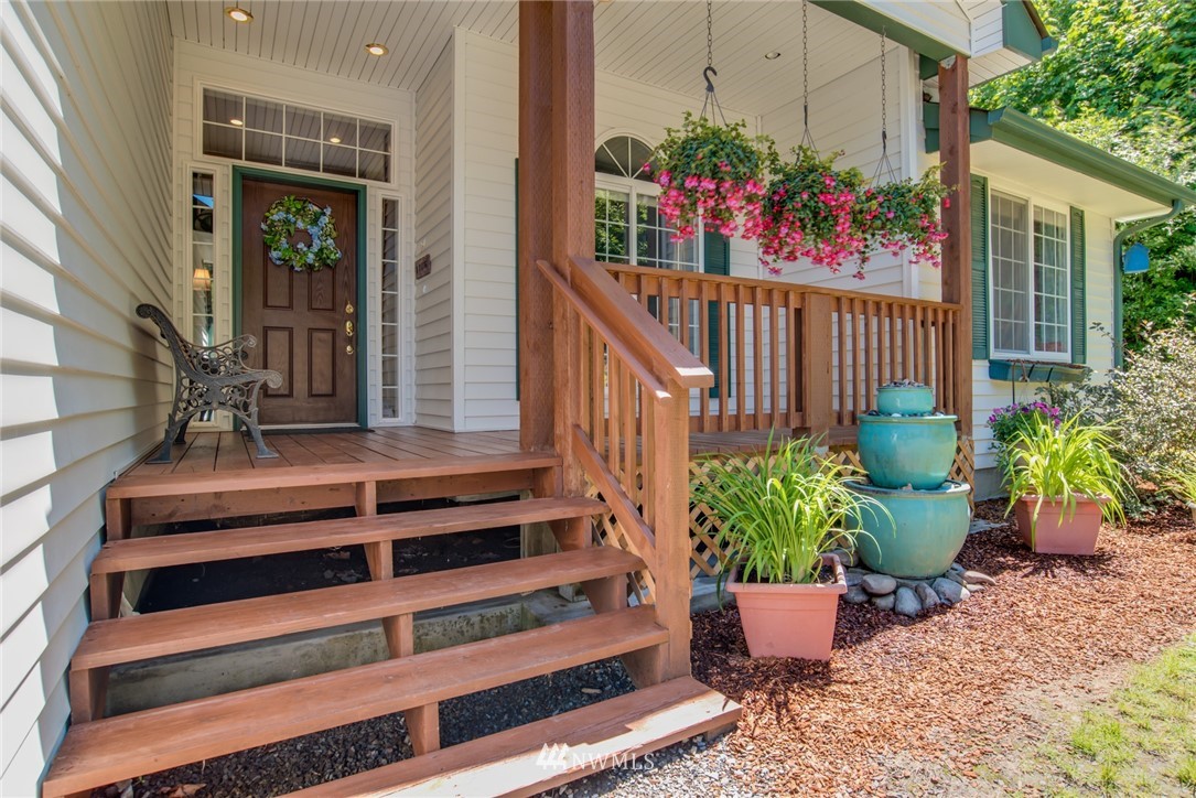 706 Modrow Road Kalama, WA 98625 - Photo 3 of 25 Gallery Image 3