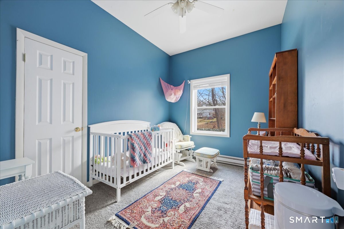 40 Kenyon Road Waterford, CT 06385 - Photo 20 of 39