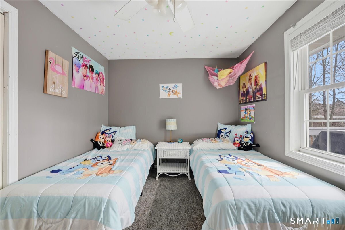 40 Kenyon Road Waterford, CT 06385 - Photo 22 of 39