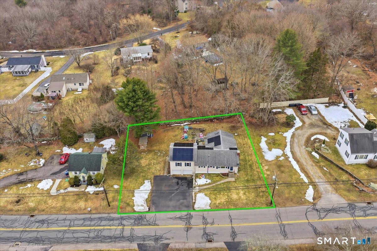 40 Kenyon Road Waterford, CT 06385 - Photo 3 of 39