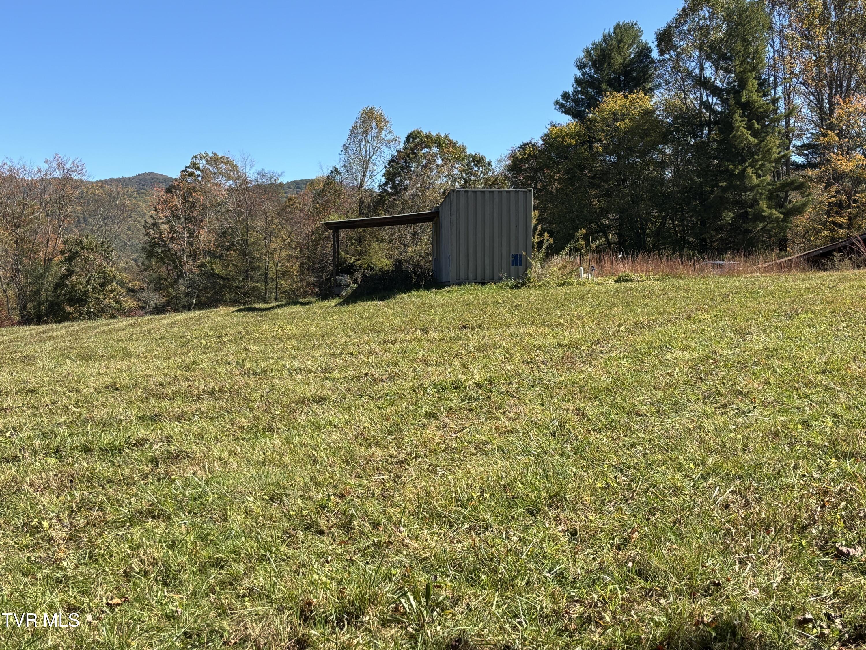 332 Hopper Road Shady Valley, TN 37688 - Photo 15 of 20 IMG_5086