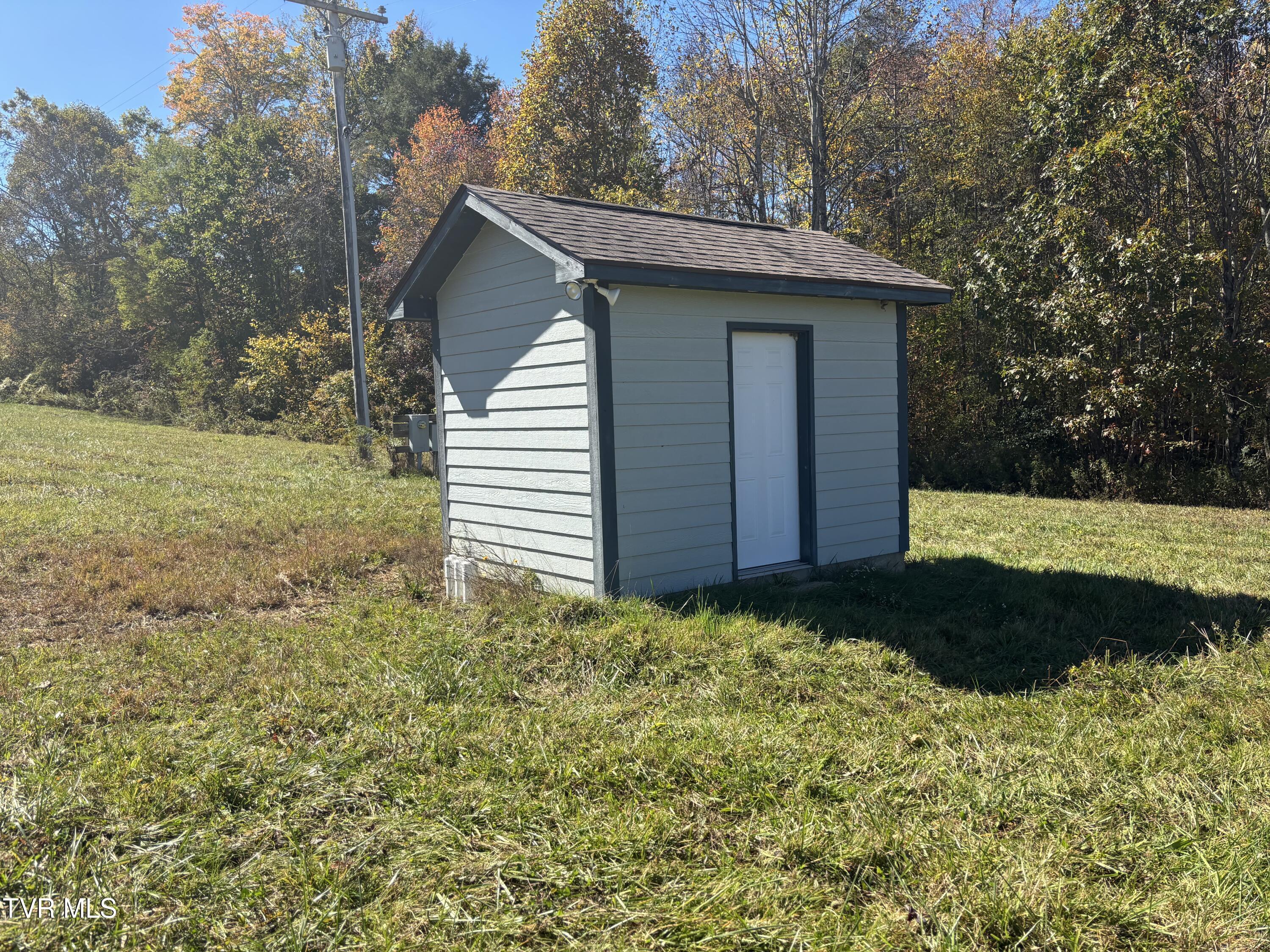 332 Hopper Road Shady Valley, TN 37688 - Photo 20 of 20 IMG_5091