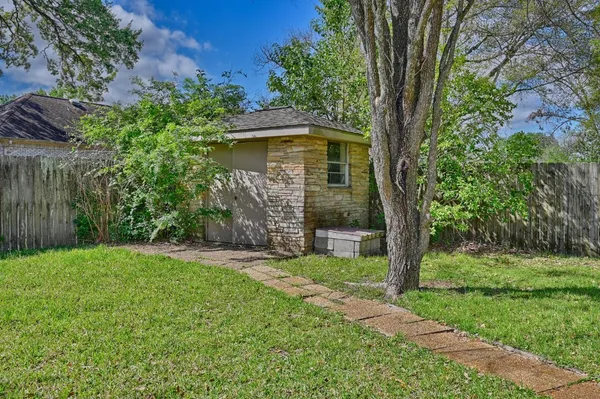 $469,900 | 1500 Key Street, Brenham, TX 77833
