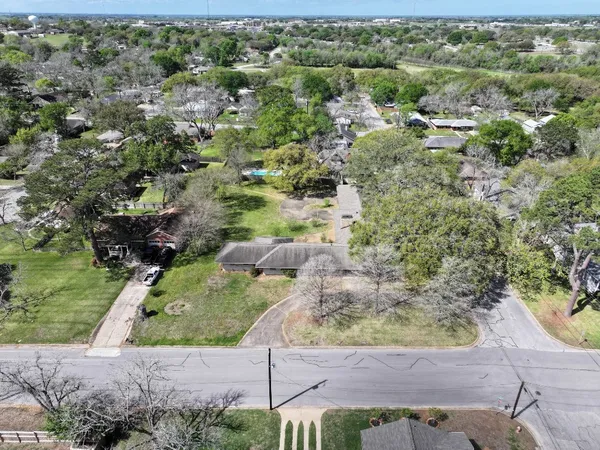 $469,900 | 1500 Key Street, Brenham, TX 77833