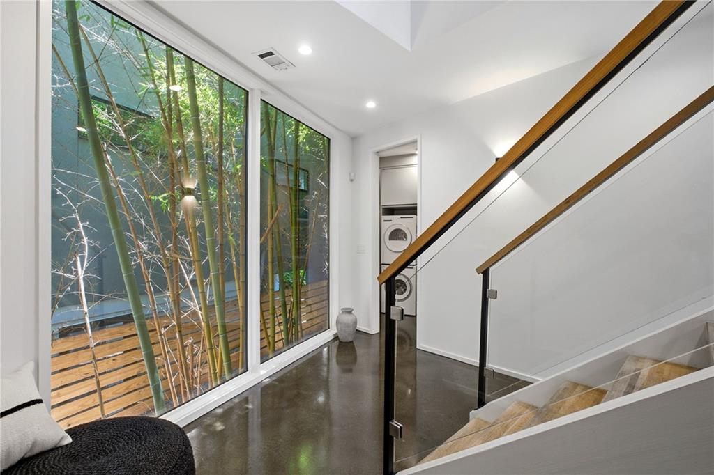 715 Ralph McGill Boulevard Northeast Atlanta, GA 30312 - Photo 9 of 40