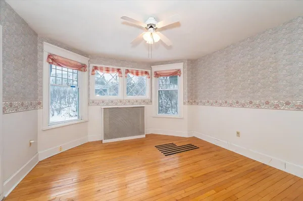 $550,000 | 2510 East Superior Street, Duluth, MN 55812