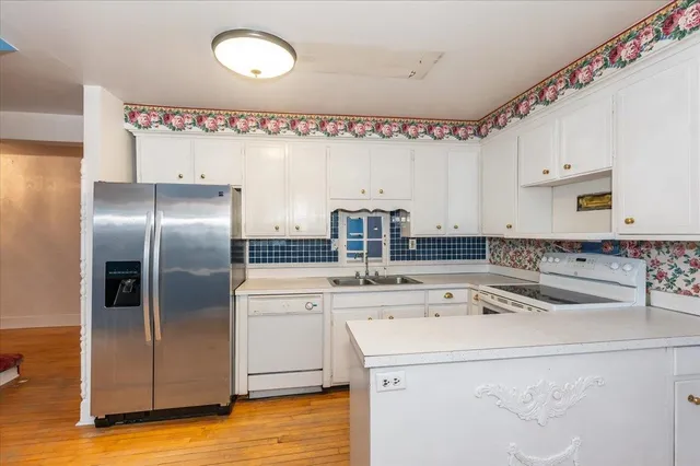 $550,000 | 2510 East Superior Street, Duluth, MN 55812