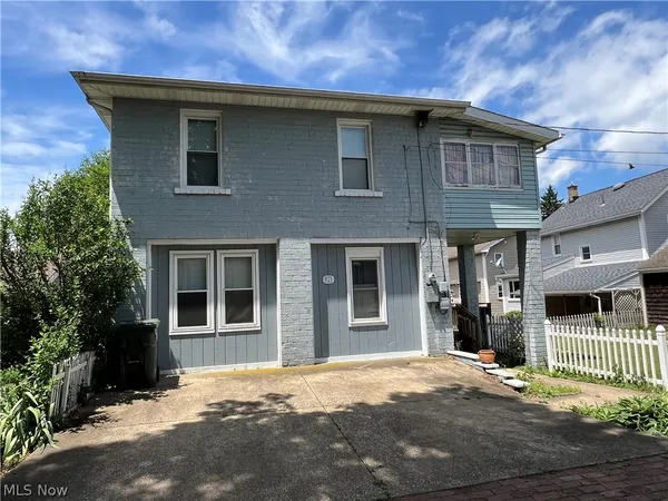 $69,600 | 919 Sunshine Court Northwest, Canton, OH 44708