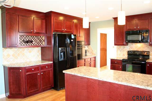 117 Latham Ridge Road Colonie, NY 12110 - Photo 8 of 15 Photo 8