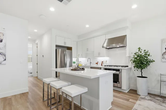 $1,099,999 | 2006 Terracotta Court, Milpitas, CA 95035