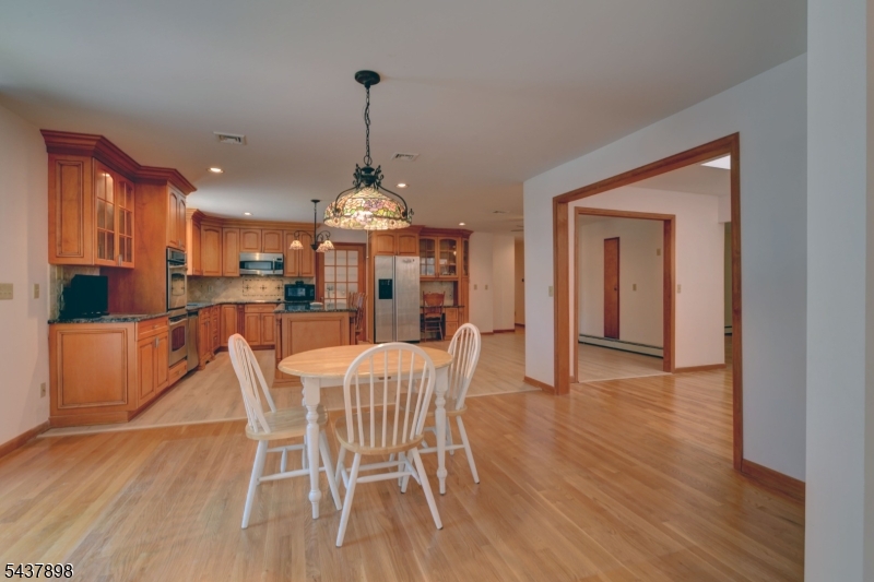 34 Knoll Road Wayne, NJ 07470 - Photo 17 of 50