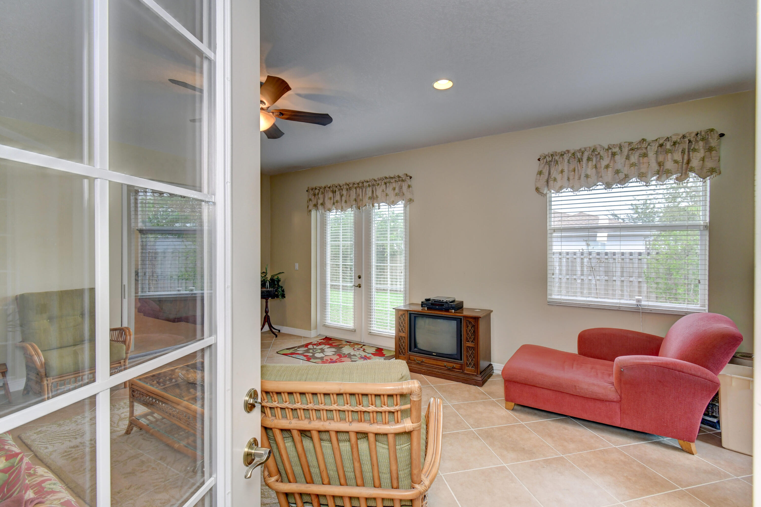 1774 Southwest Commargo Street Port St. Lucie, FL 34987 - Photo 14 of 41 1774 SW Commargo St Port St-print-022-02