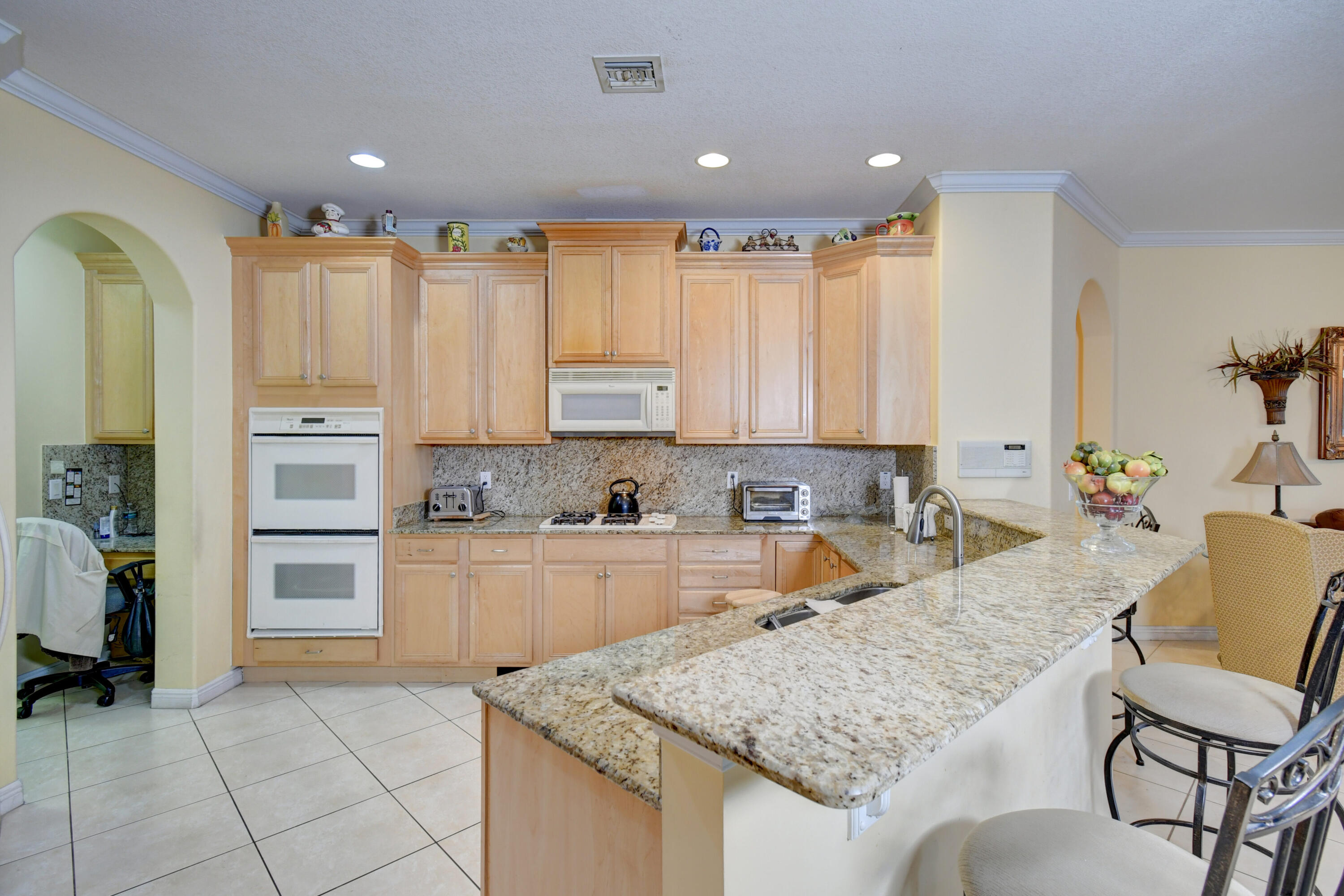 1774 Southwest Commargo Street Port St. Lucie, FL 34987 - Photo 39 of 41 1774 SW Commargo St Port St-print-048-04