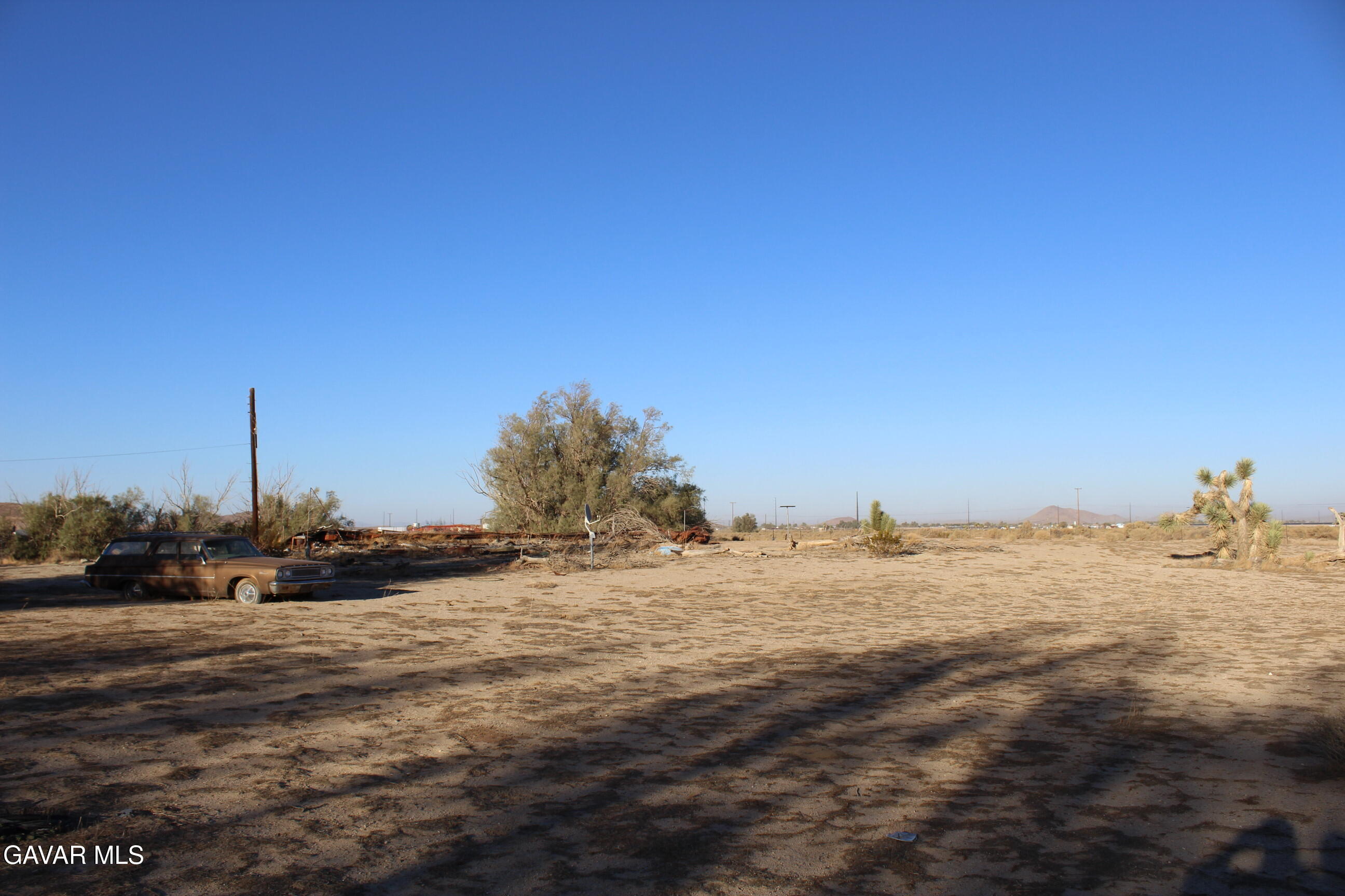 9485 Elberta Street Mojave, CA 93501 - Photo 6 of 12 a view of ocean view with ocean view