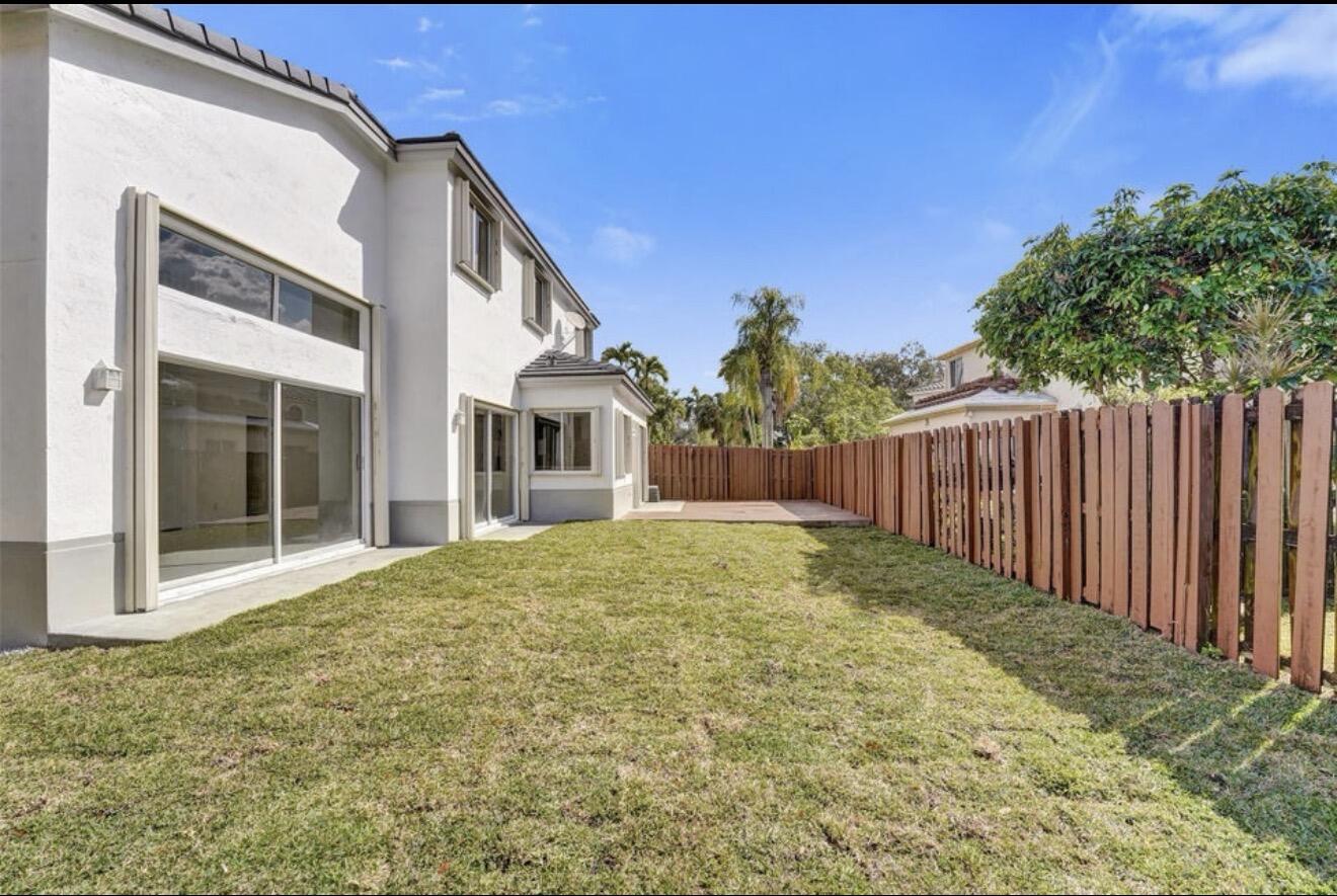 11208 Rhapsody Road Hollywood, FL 33026 - Photo 21 of 22 IMG_2027