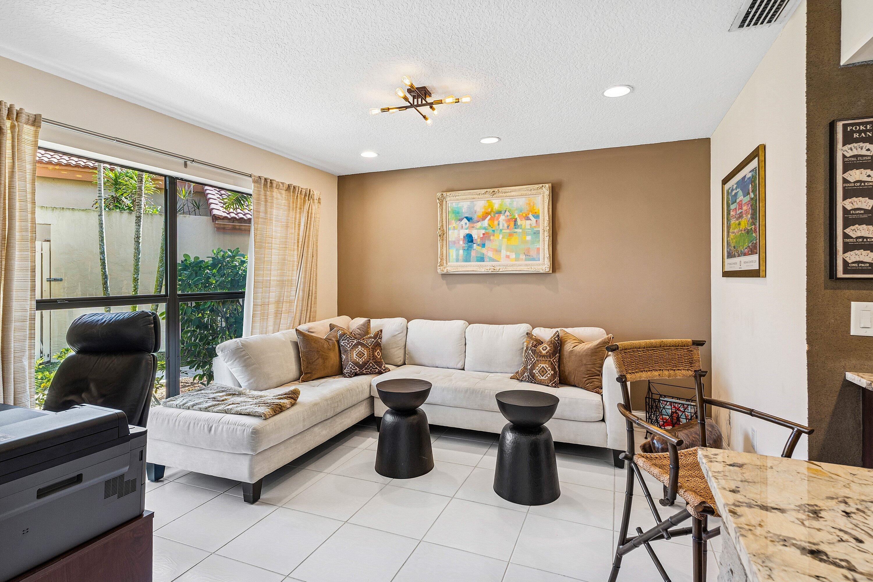 21033 Cottonwood Drive Boca Raton, FL 33428 - Photo 20 of 64 021-21033CottonwoodDrive-BocaRaton-FL-33