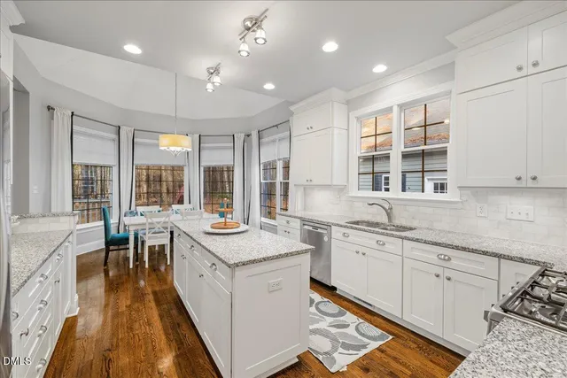 $725,000 | 140 Highview Drive, Youngsville, NC 27596