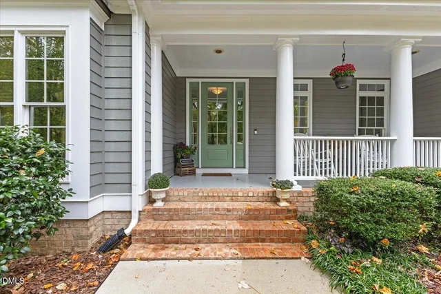 $725,000 | 140 Highview Drive, Youngsville, NC 27596