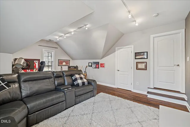 $725,000 | 140 Highview Drive, Youngsville, NC 27596