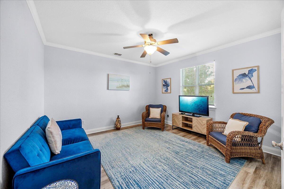 228 Kono Way Destin, FL 32541 - Photo 17 of 44 Sitting Room Third Floor