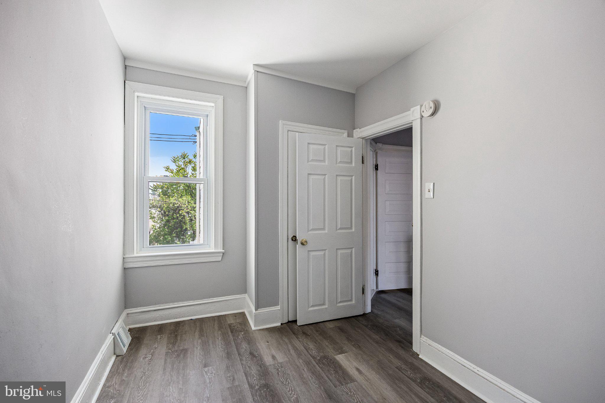 59 North Keystone Avenue Upper Darby, PA 19082 - Photo 19 of 27 Bright and airy corner room retreat.
