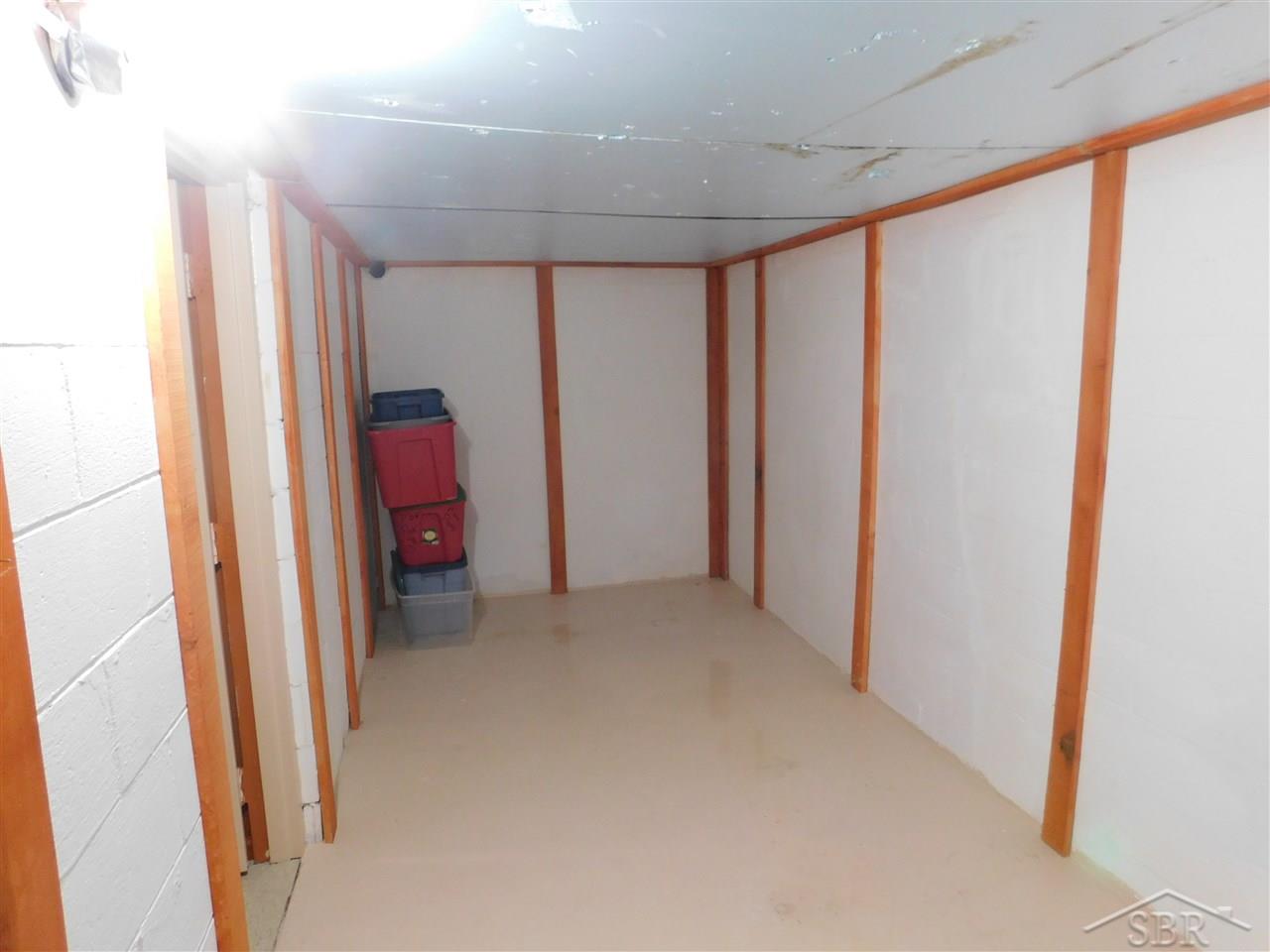 2236 South Miller Road Saginaw, MI 48609 - Photo 24 of 47 31354208-23.JPG