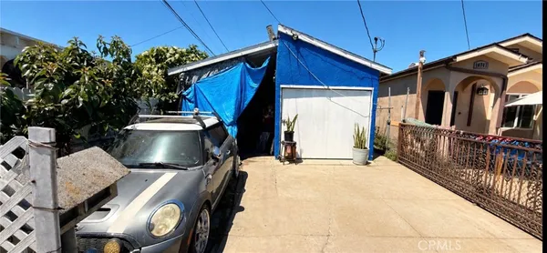 $399,988 | 10749 Weigand Avenue, Los Angeles, CA 90059