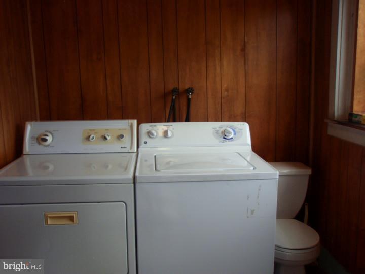 330 East Walnut Street Reading, PA 19607 - Photo 19 of 21 Laundry Room