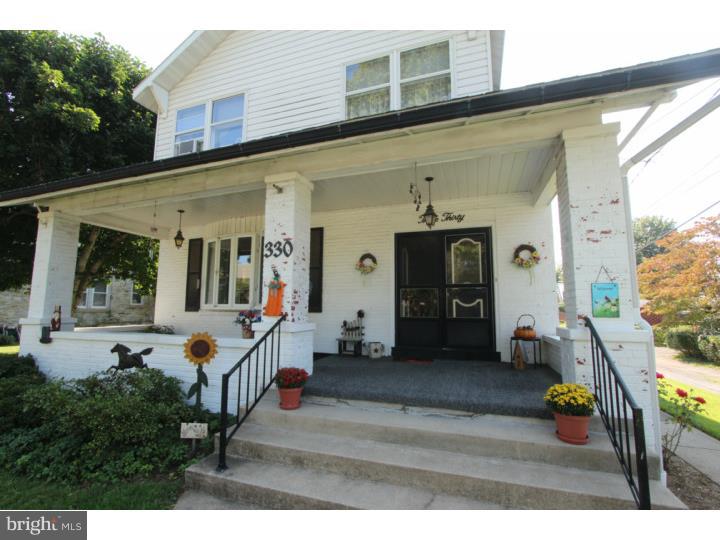 330 East Walnut Street Reading, PA 19607 - Photo 4 of 21 Porch