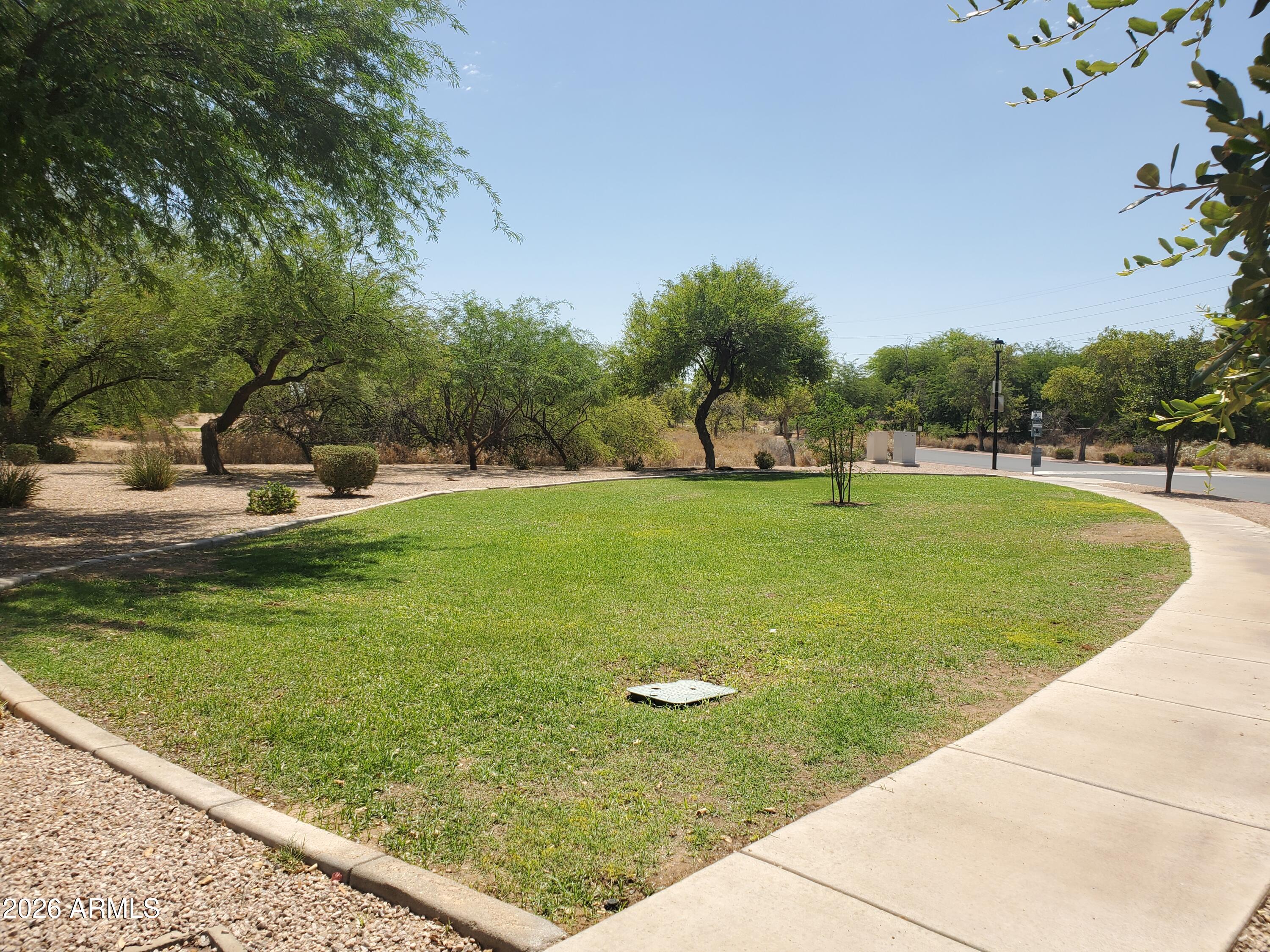 2430 East Darrel Road Phoenix, AZ 85042 - Photo 64 of 64 Community Common Area