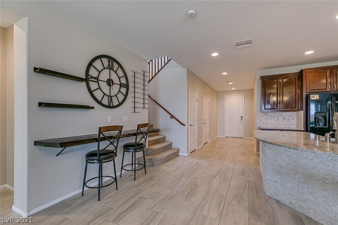 6250 Hambledon Hill Road Las Vegas, NV 89113 - Photo 11 of 48