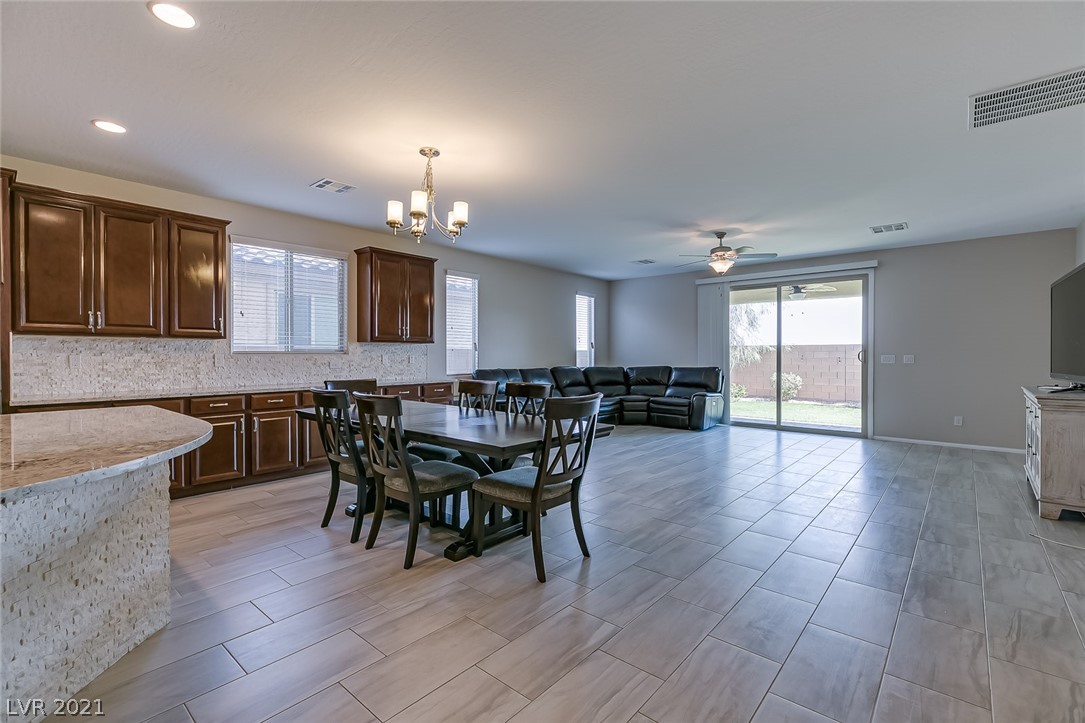 6250 Hambledon Hill Road Las Vegas, NV 89113 - Photo 15 of 48