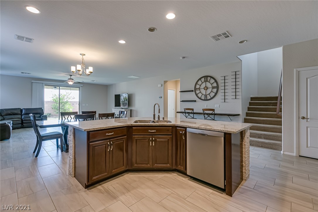 6250 Hambledon Hill Road Las Vegas, NV 89113 - Photo 8 of 48