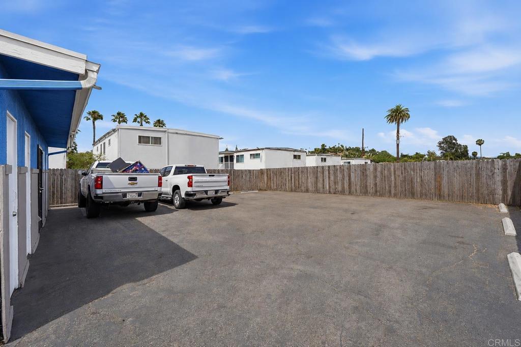 3519 Gracia Paseo Spring Valley, CA 91977 - Photo 5 of 8