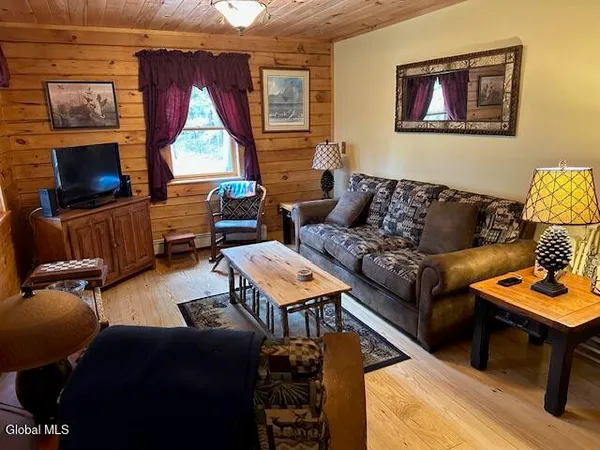 $999,000 | 75 Pioneer Village Road, Bolton, NY 12814