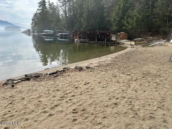 $999,000 | 75 Pioneer Village Road, Bolton, NY 12814