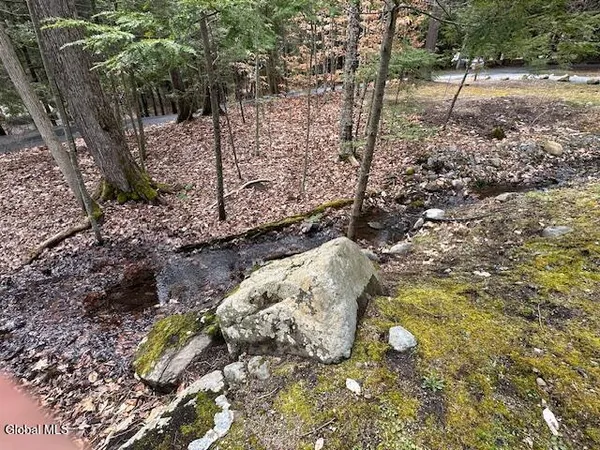 $999,000 | 75 Pioneer Village Road, Bolton, NY 12814