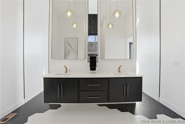 $2,749,990 | 957 Grand View Drive, Sunrise Beach, MO 65079