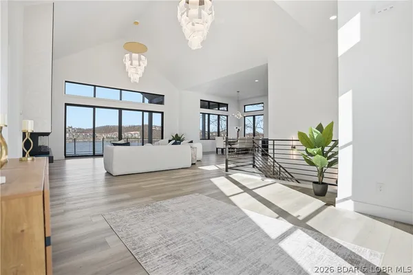 $2,600,000 | 957 Grand View Drive, Sunrise Beach, MO 65079