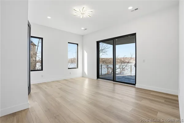 $2,749,990 | 957 Grand View Drive, Sunrise Beach, MO 65079