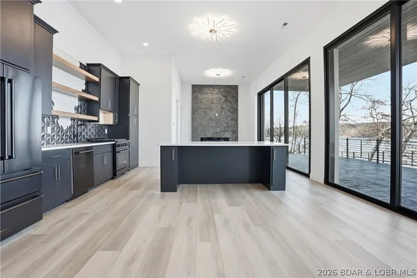 $2,749,990 | 957 Grand View Drive, Sunrise Beach, MO 65079