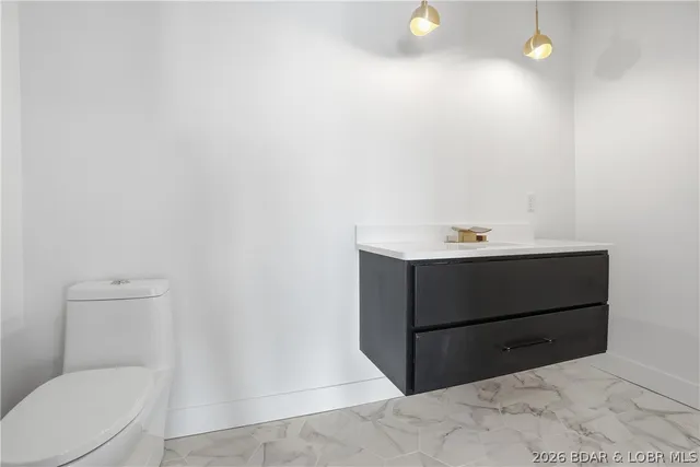 $2,749,990 | 957 Grand View Drive, Sunrise Beach, MO 65079