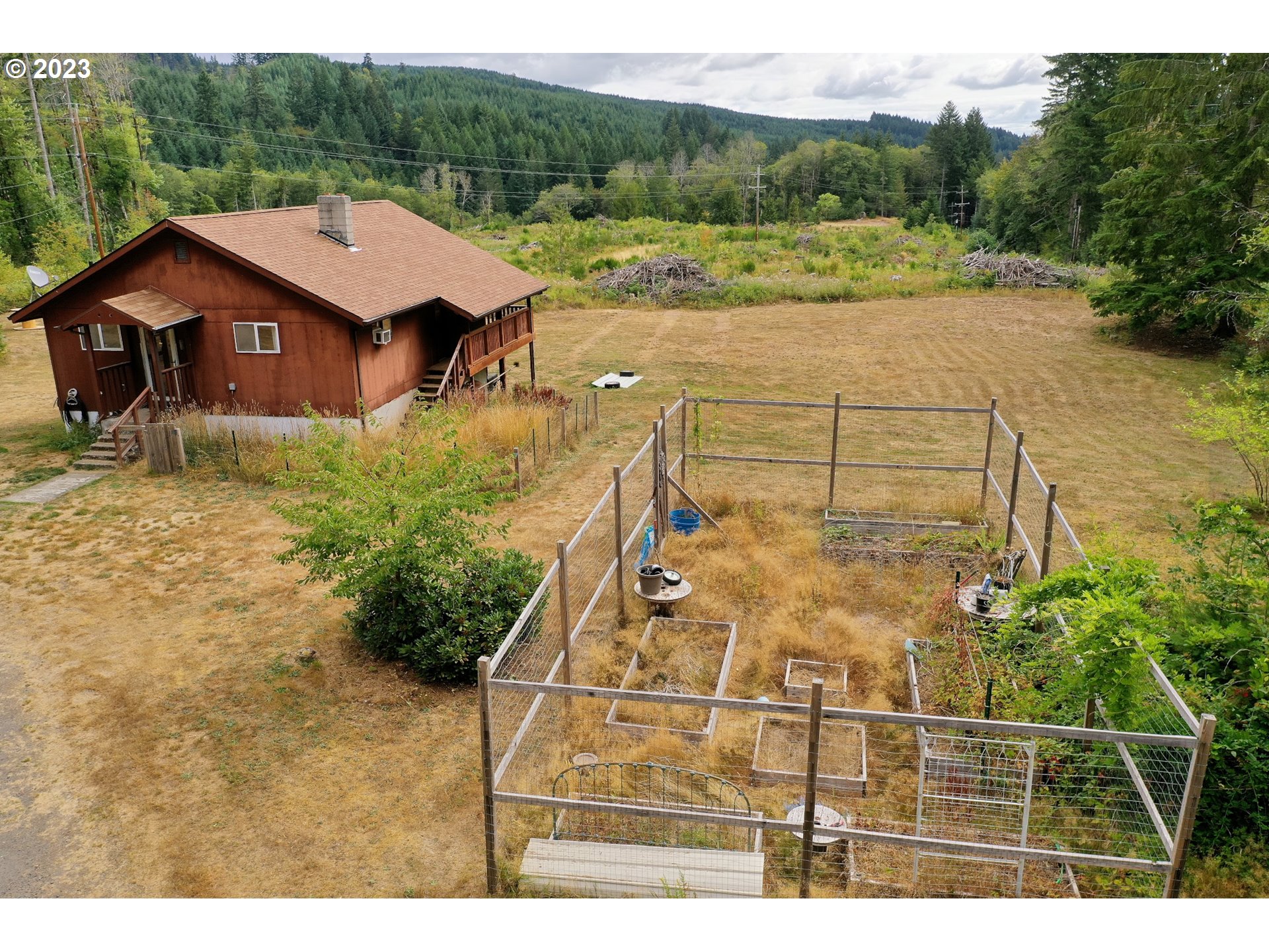 26285 Gunners Lake Mainline Road Scappoose, OR 97056 - Photo 3 of 28 Gallery Image 3