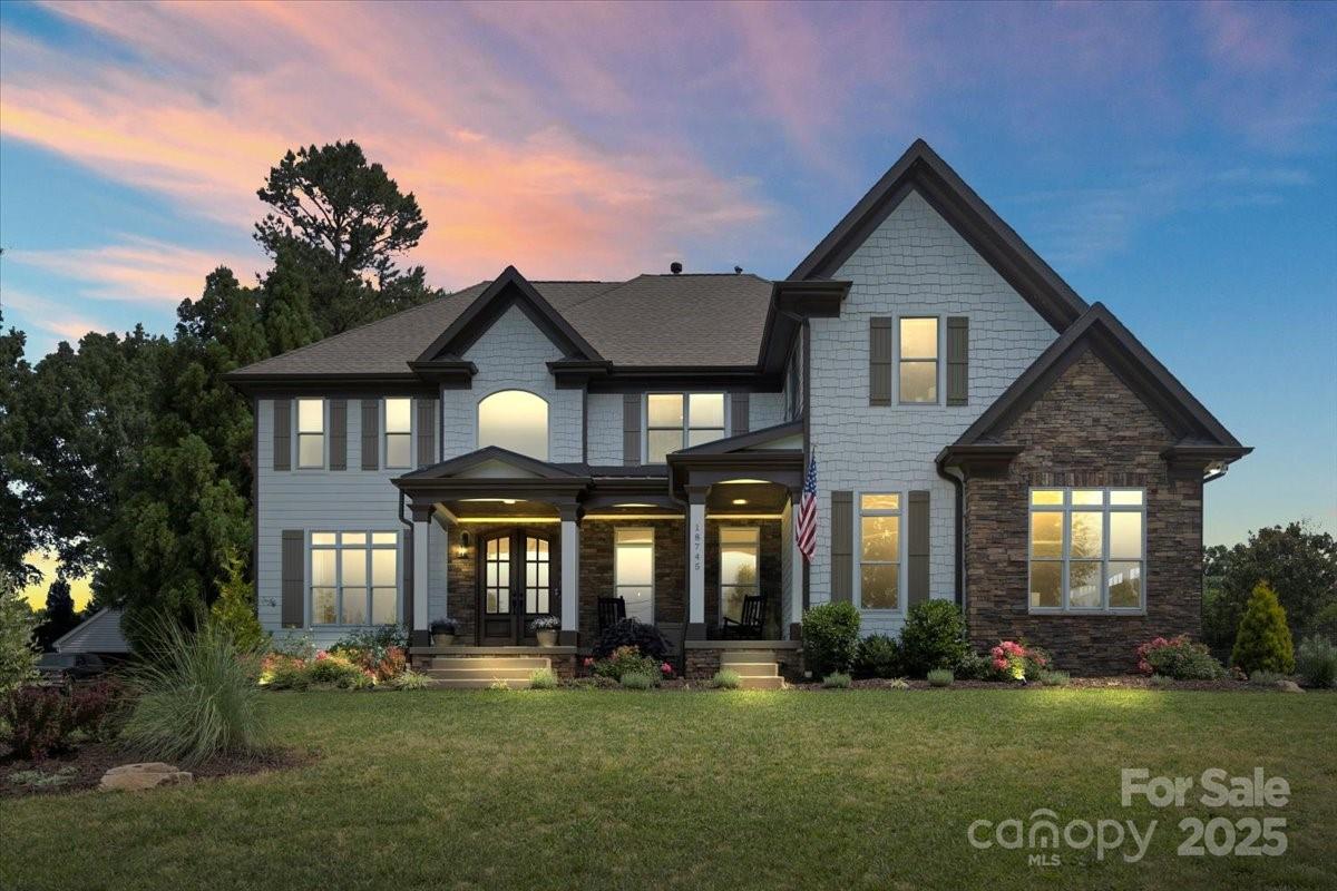 18745 Bluff Point Road Cornelius, NC 28031 - Photo 3 of 47