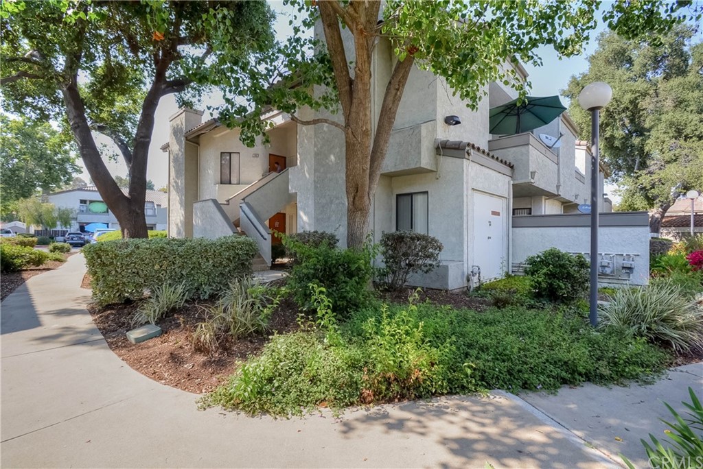 18 Town And Country Road, Unit 34 Phillips Ranch, CA 91766 - Photo 37 of 38