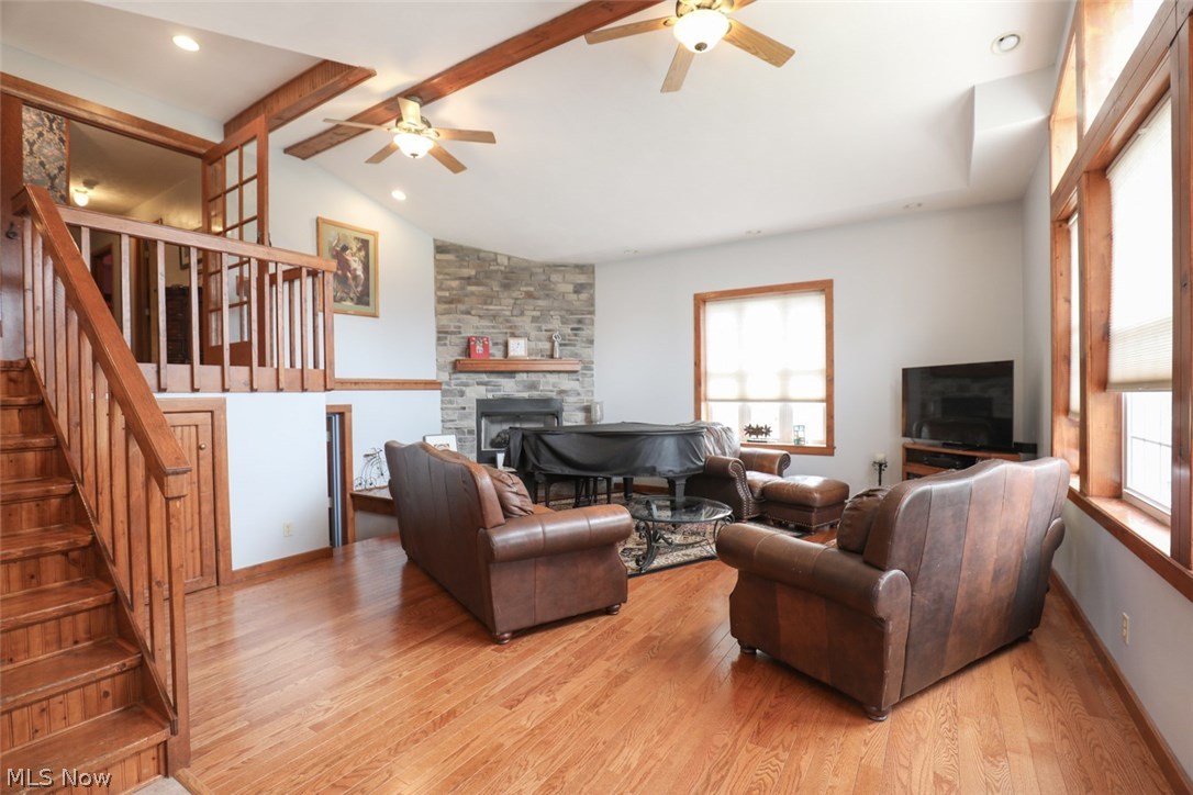 4122 Slater Road Salem, OH 44460 - Photo 3 of 20
